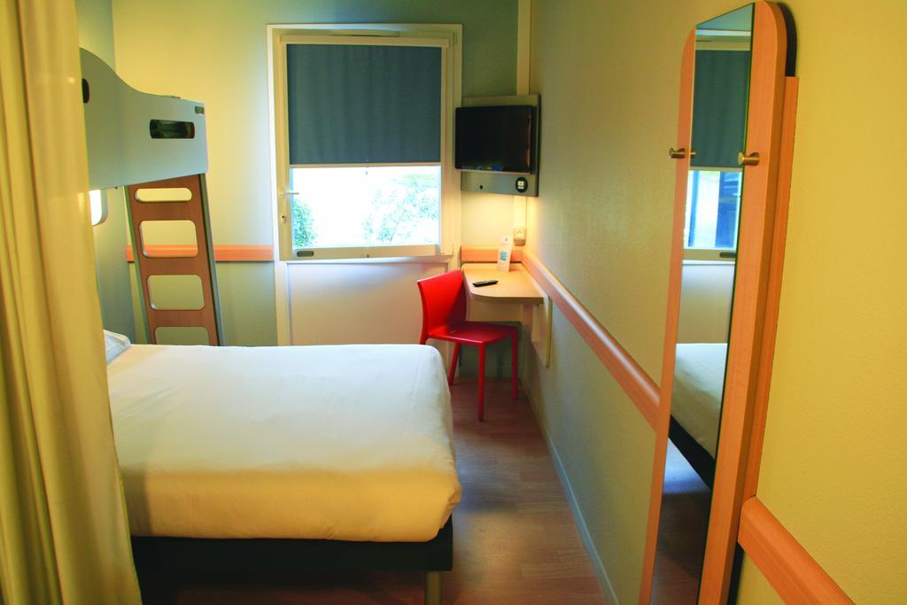 Ibis Budget Saint Pourcain Habitación foto