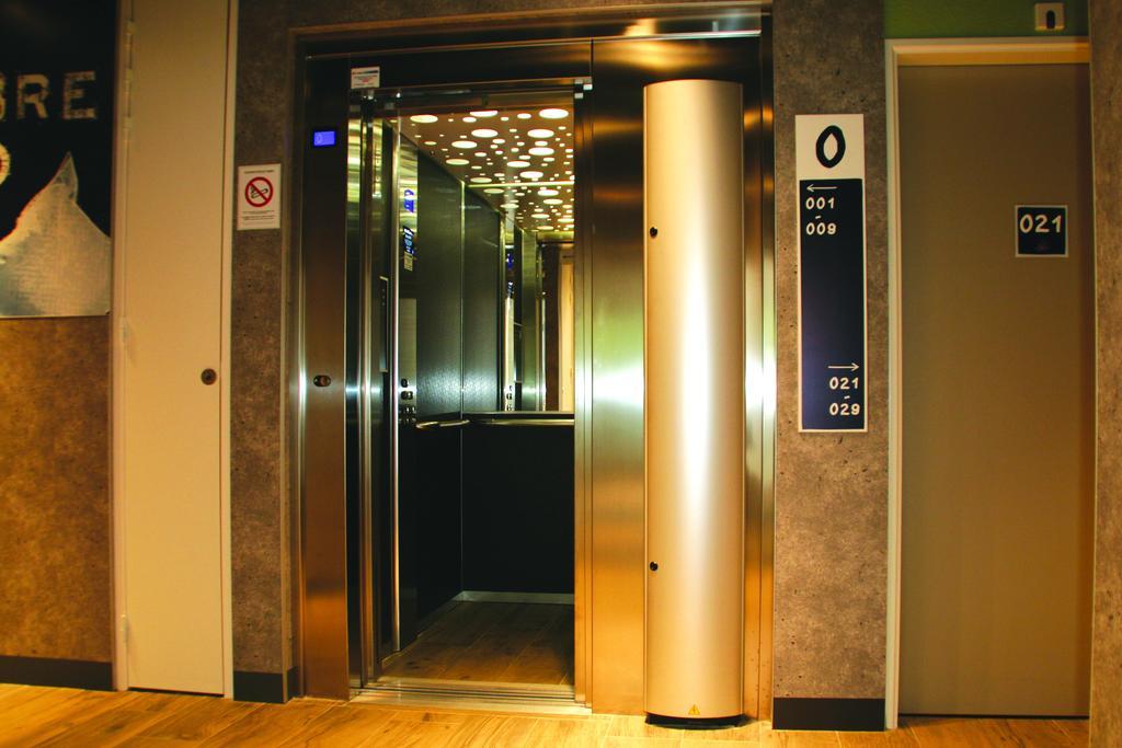 Ibis Budget Saint Pourcain Exterior foto